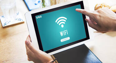 Зачем защищать домашнюю Wi-Fi-сеть и как это сделать Зачем защищать домашнюю Wi-Fi-сеть и как это сделать